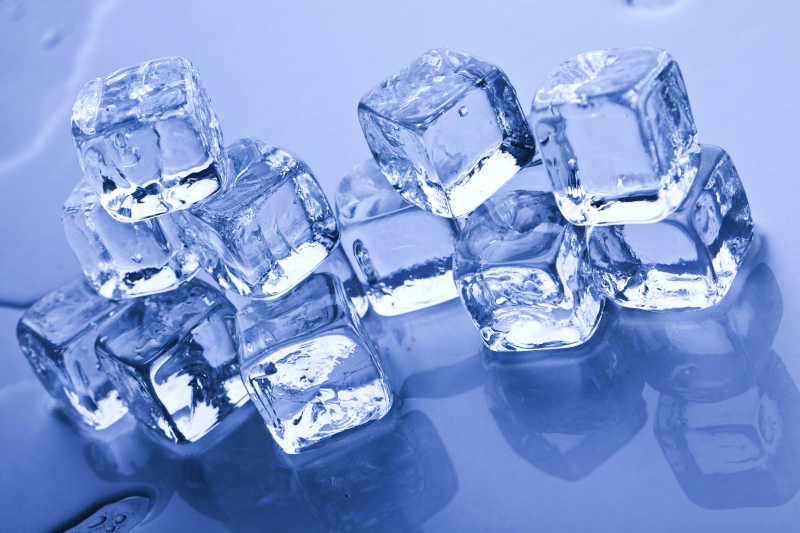 Fabricar gelo dá lucro?